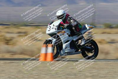 media/Dec-06-2024-CVMA Friday Practice (Fri) [[e1d1c5d4fc]]/4-Group 4 and Trackday/Session 2 (Turn 15)/